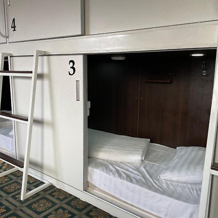Capsule Hotel Technocave بيشكيك المظهر الخارجي الصورة
