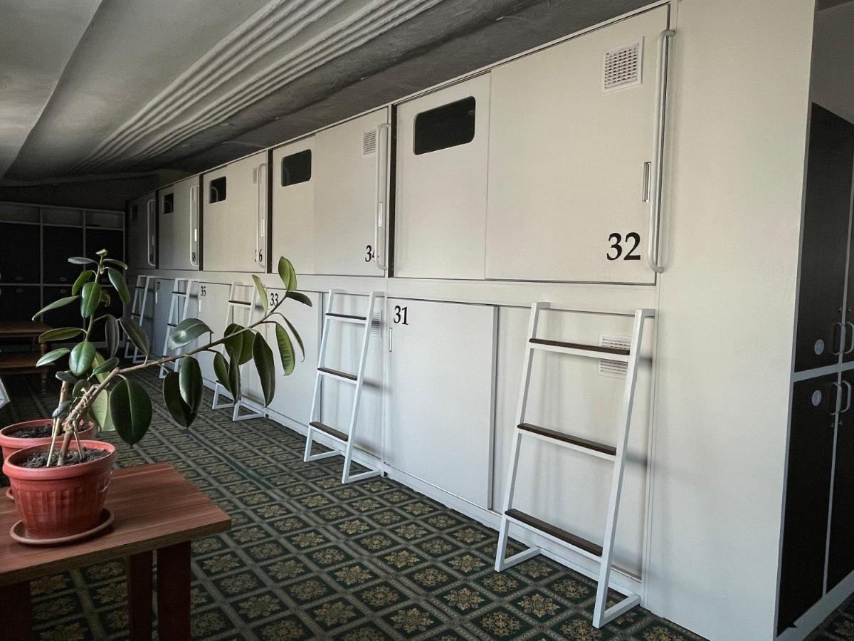 Capsule Hotel Technocave بيشكيك المظهر الخارجي الصورة
