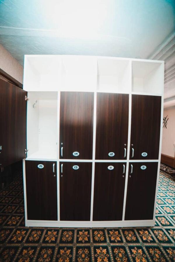 Capsule Hotel Technocave بيشكيك المظهر الخارجي الصورة