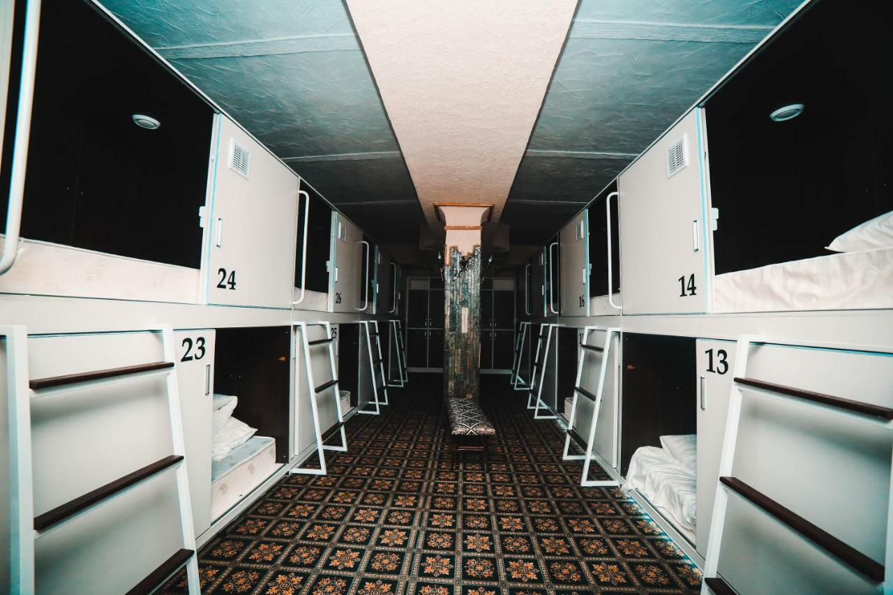 Capsule Hotel Technocave بيشكيك المظهر الخارجي الصورة
