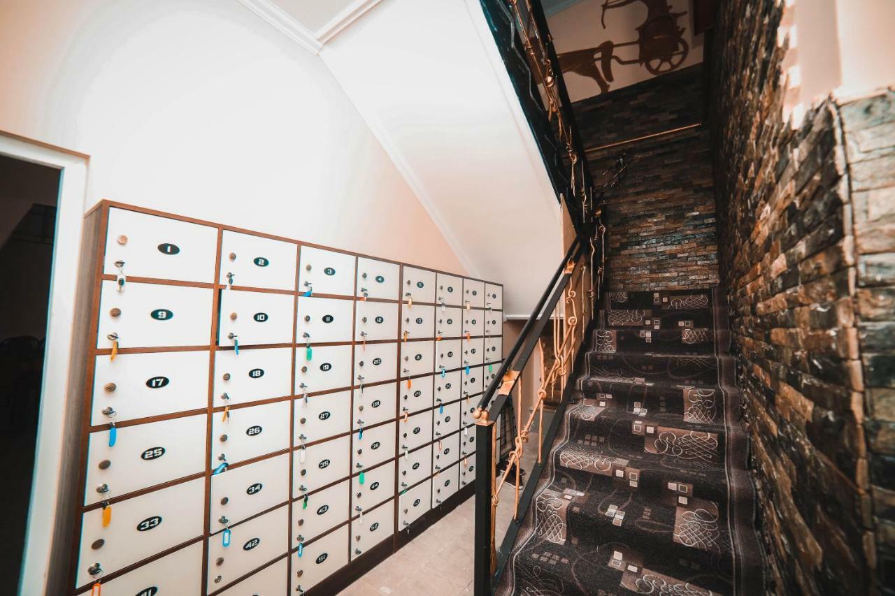 Capsule Hotel Technocave بيشكيك المظهر الخارجي الصورة