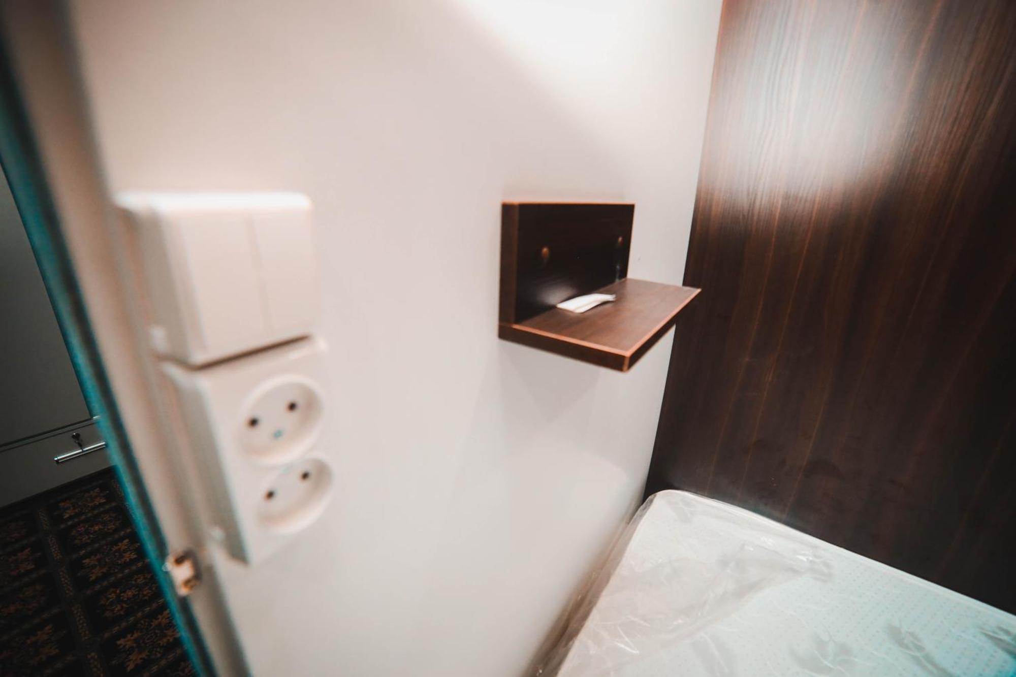 Capsule Hotel Technocave بيشكيك المظهر الخارجي الصورة