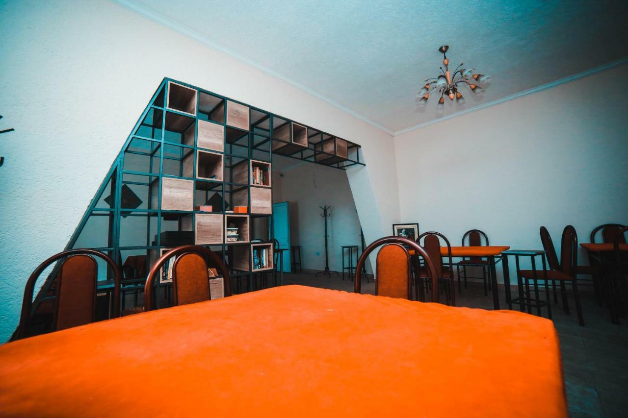 Capsule Hotel Technocave بيشكيك المظهر الخارجي الصورة
